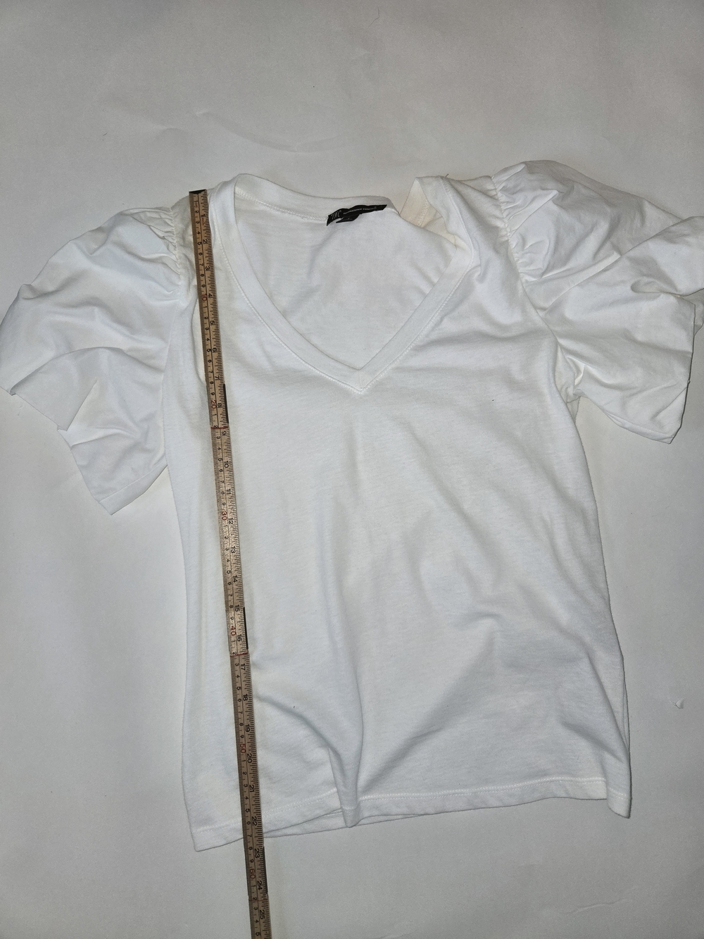 INC Women’s White V-Neck Puff Sleeve Tee Womens Size Small - Picture 6 of 9